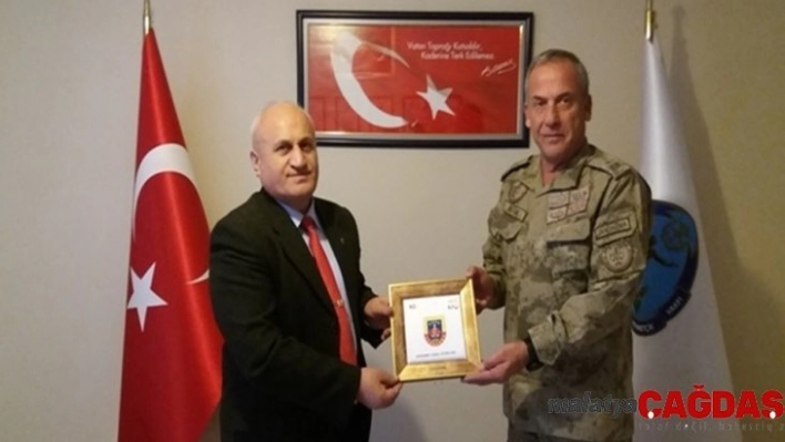 Jandarma Bölge Komutanı Tuğgeneral Semih Okyar,  TSK Mehmetçik Vakfı'nı ziyaret etti