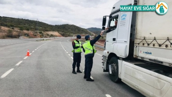 Jandarma, Karayolu Trafik Haftasını kutladı