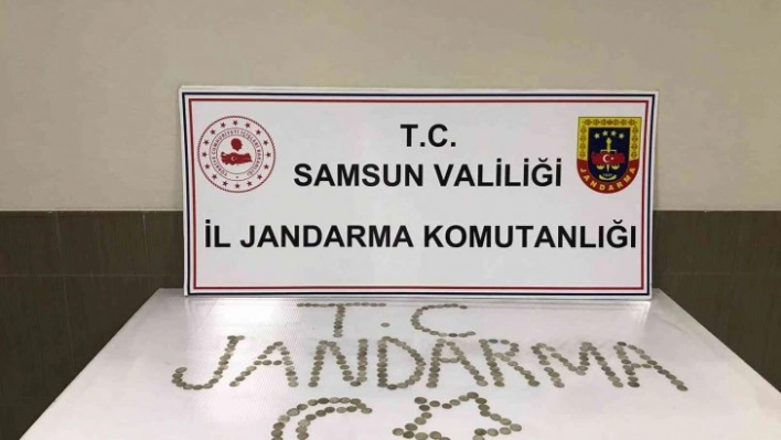 Jandarma Selçuklu dönemine ait 286 adet sikke ele geçirdi: 3 gözaltı