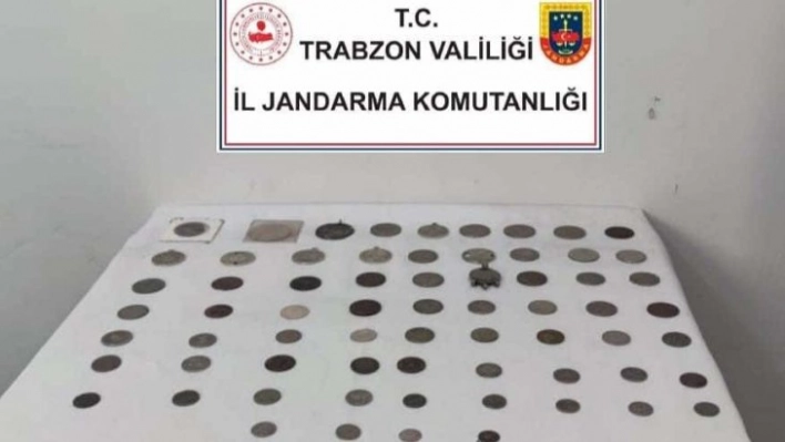 Jandarma tarihi eserleri satılmadan yakaladı