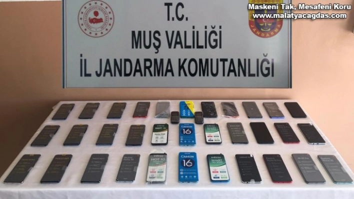 Jandarmadan kaçak cep telefonu operasyonu