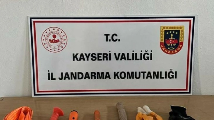 Kaçak kazı yapanlara suçüstü: 2 Gözaltı