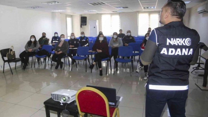 Kadın personele uyuşturucuyla mücadele eğitimi