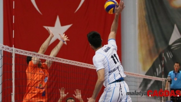 Kağıtspor'dan voleybol ve basketbolda 2 başarı