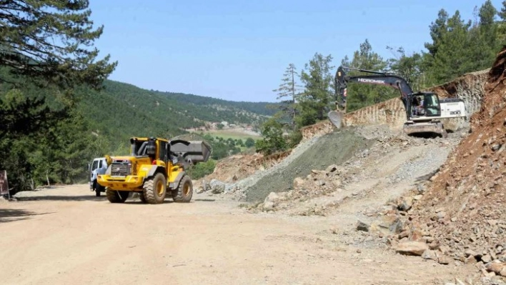 Kahramanmaraş'ta yol çalışmaları