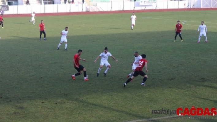 Kahta 02 Spor: 2-  Siverek Belediye Spor:1