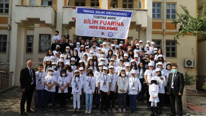 Kahta'da TUBİTAK Bilim Fuarı gerçekleştirildi