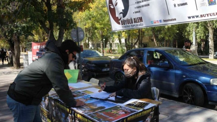 Kampüste yer alan öğrenci odaklı stantlara ilgi yoğun oldu