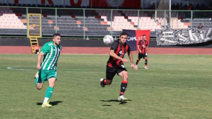 Karaköprü Belediyespor üç puanı 3 golle aldı