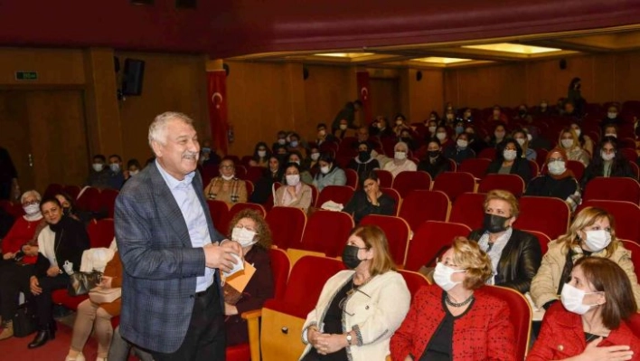 Karalar: 'Konuşuyoruz ama kadına şiddet azalmıyor, daha da artıyor'