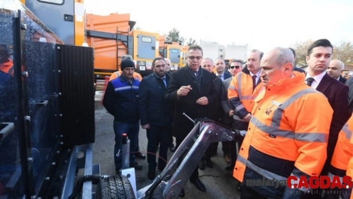 Karayolları Genel Müdürlüğüne yüzde 66 yerli iş makinası