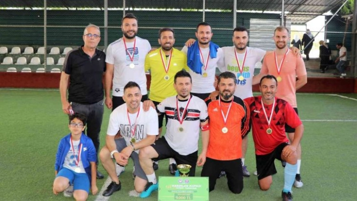 Kardelen Kupası'nda şampiyon Sarıçam Spor Lisesi