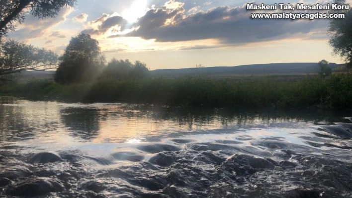 Kars'ta gün batımı büyüledi