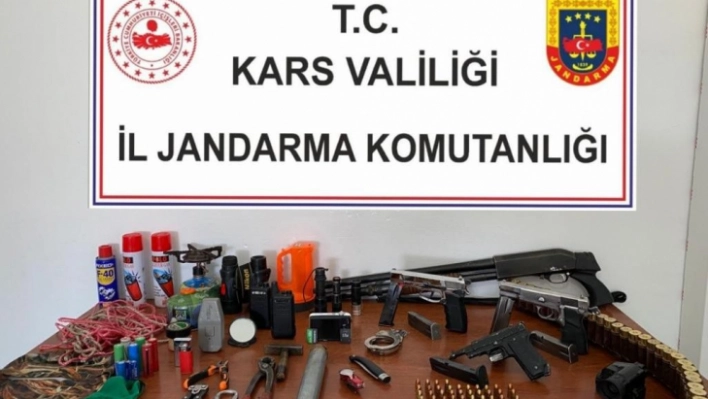 Kars'ta JASAT timleri hayvan hırsızlarını çökertti