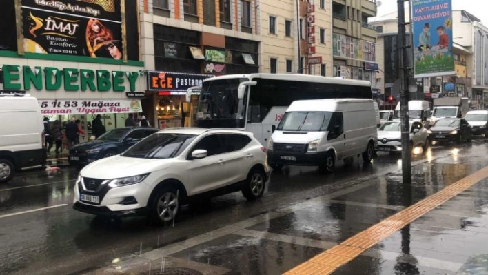 Kars'ta Sonbahar yağmurları etkili oluyor