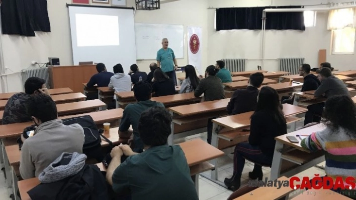 Kars VHO 'Buzağı Tendon Problemleri' eğitimi verildi