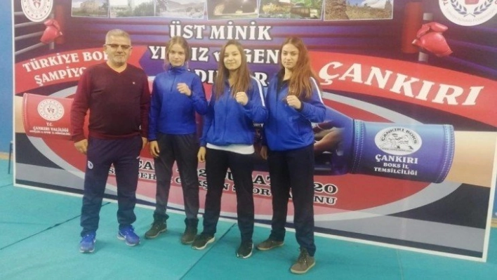 Kartepe boks takımı başarısıyla gururlandırdı