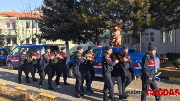 Kastamonu'da bir köpeği öldürerek hırsızlık yapan 4 şahıs yakalandı