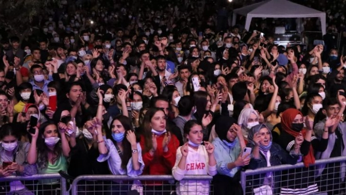 Kayapınar Gençlik Festivali başladı