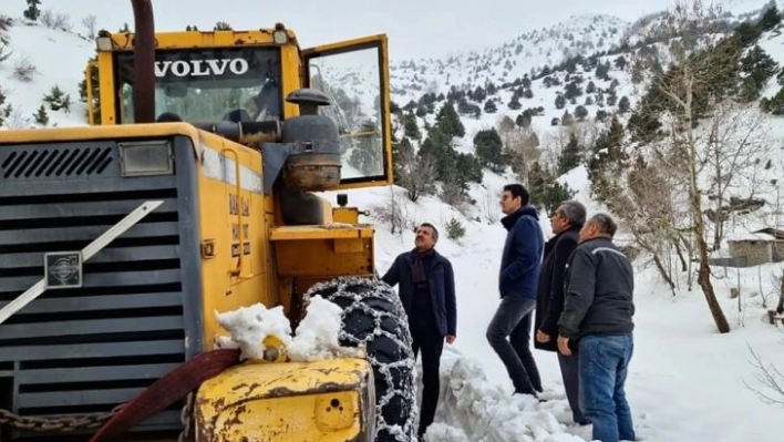 Kaymakam Ayrancı, yol açma çalışmalarını inceledi