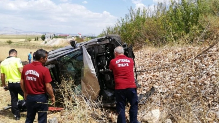 Kaza yapan araçtan fırlayan kadın öldü