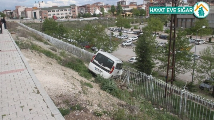 Kazada yaralanan liseli genç, 2 günlük yaşam savaşını kaybetti