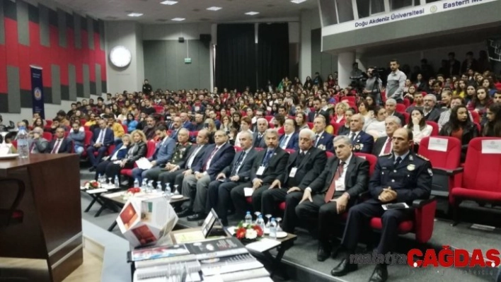 Kıbrıs'ta 'Tabip Binbaşı Nihat İlhan ve şehit ailesi anısına: Kıbrıs Türk'ünün Varoluş Mücadelesi ve Kumsal Baskını' Paneli