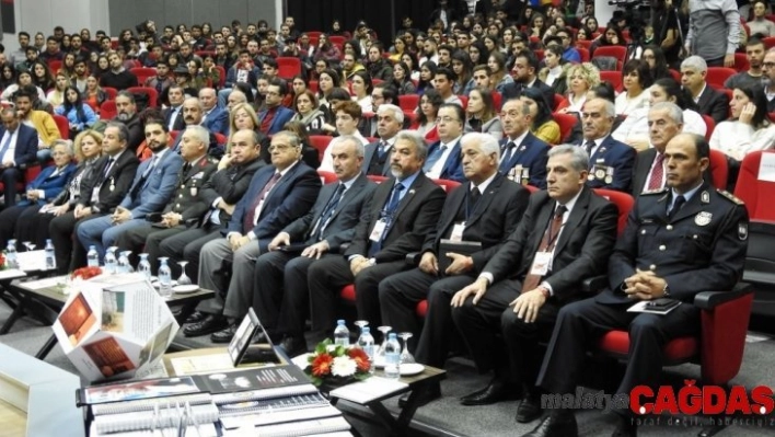 Kıbrıs'ta Tabip Binbaşı Nihat İlhan ve şehit ailesi anısına panel ve anma töreni