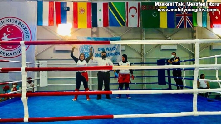 Kick Boks şampiyonasına damga vurdular