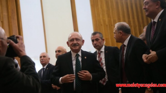 Kılıçdaroğlu: 'Gençler dünyayı bizden daha iyi sorguluyorlar'