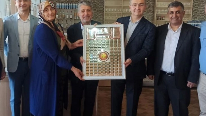 Kırıkhan'da şehit anneleri onuruna yemek verildi