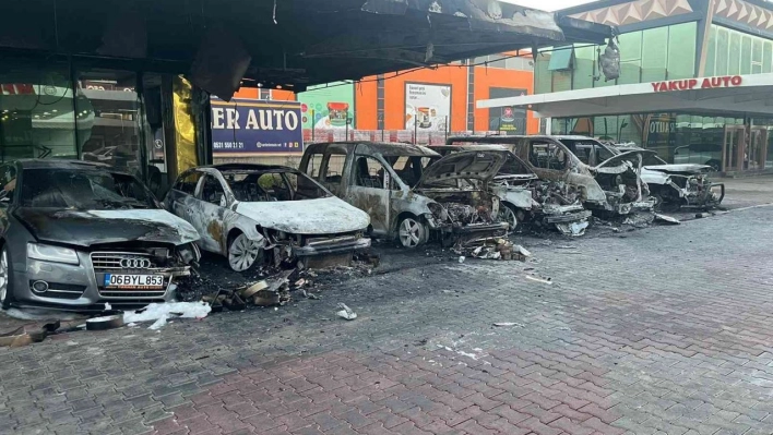 Kısa devre nedeniyle 6 araç ve bir iş yerinin yandığı olayda güvenlik ihmali iddiası