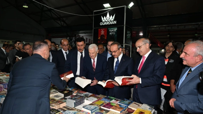 Kitap ve Kültür Fuarını 210 Binin Üzerinde Vatandaş Ziyaret Etti