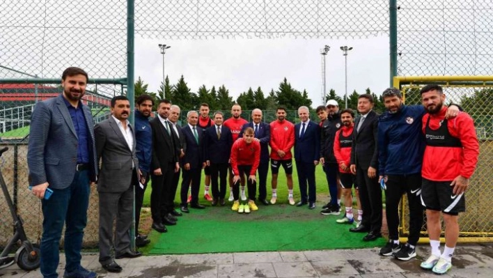 Kritik maç öncesi Gaziantep Futbol Kulübü'ne moral ziyareti