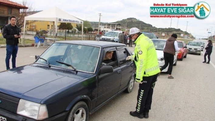 Kula girişinde ateş ölçerli korona tedbirleri