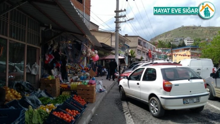 Kulp'ta kısıtlama kalktı, vatandaşlar dışarı akın etti