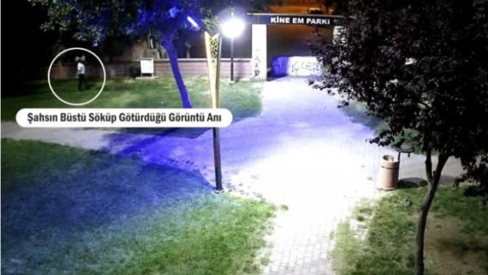 Kürt yazarın büstü kaldırıldı iddiaları asılsız çıktı: Gerçek ise güvenlik kamerasına yansıdı