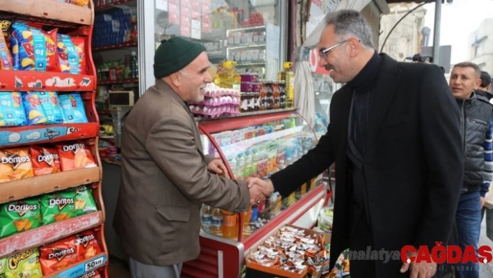 Kuş esnaf ve vatandaşlarla bir araya geldi