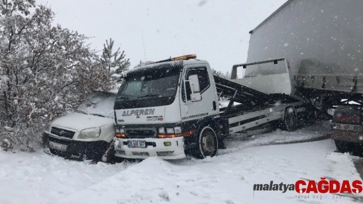 Kütahya Eskişehir karayolunda zincirleme kaza