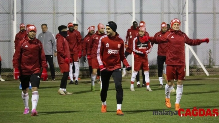 Lider Sivasspor'da Kasımpaşa hazırlıkları başladı