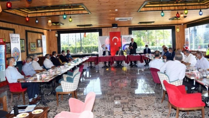 Mahalle muhtarları ile huzur ve güvenlik toplantısı yapıldı