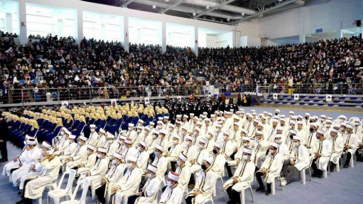 Malatya'da 290 öğrenci için Hafızlık Merasimi düzenlendi