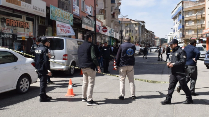 Malatya'da alacak verecek meselesi kanlı bitti: 1 ağır