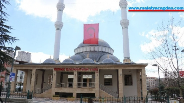 Camilerde cuma namazı kılınmadı