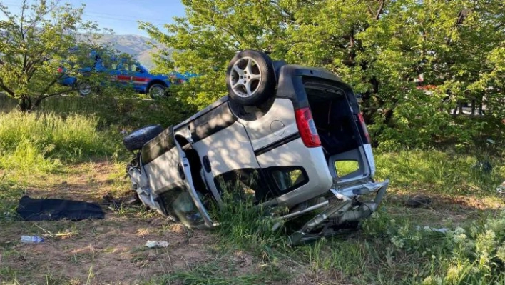 Feci kaza: 2'si bebek 3 ölü, 3 yaralı