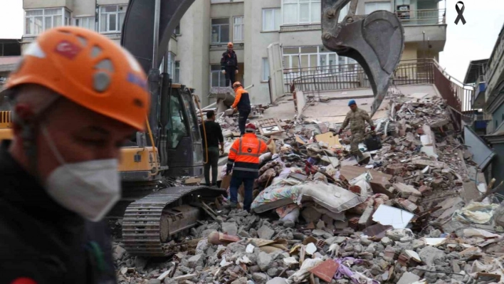 Malatya'da iki noktada arama kurtarma çalışması devam ediyor