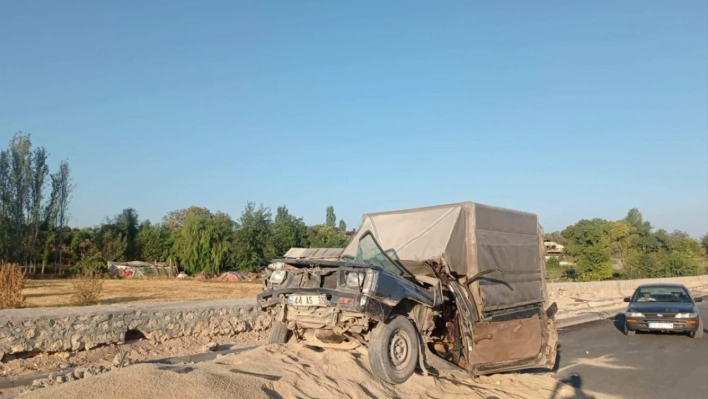 Malatya'da iki trafik kazasında 6 kişi yaraland