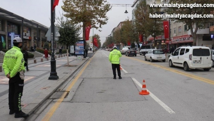 Kısıtlamada sokağa çıkan 171 kişiye ceza kesildi