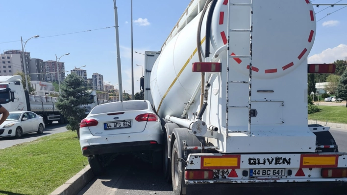 Malatya'da zincirleme kaza: 2 yaralı