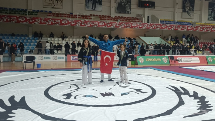 Malatya'lı sporcular Gürcistan'da tarih yazdı